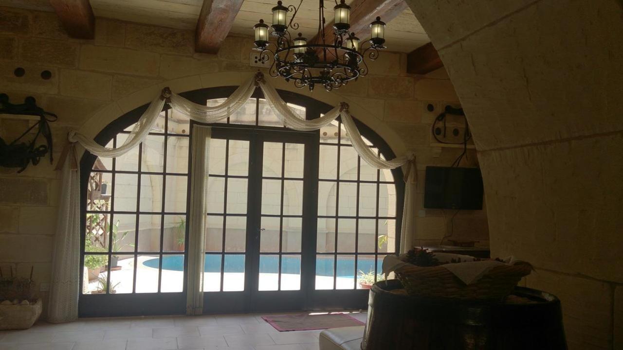 Ta' Kullarina Farmhouse With Private Pool In Island Of Gozo Villa Zebbug  Dış mekan fotoğraf