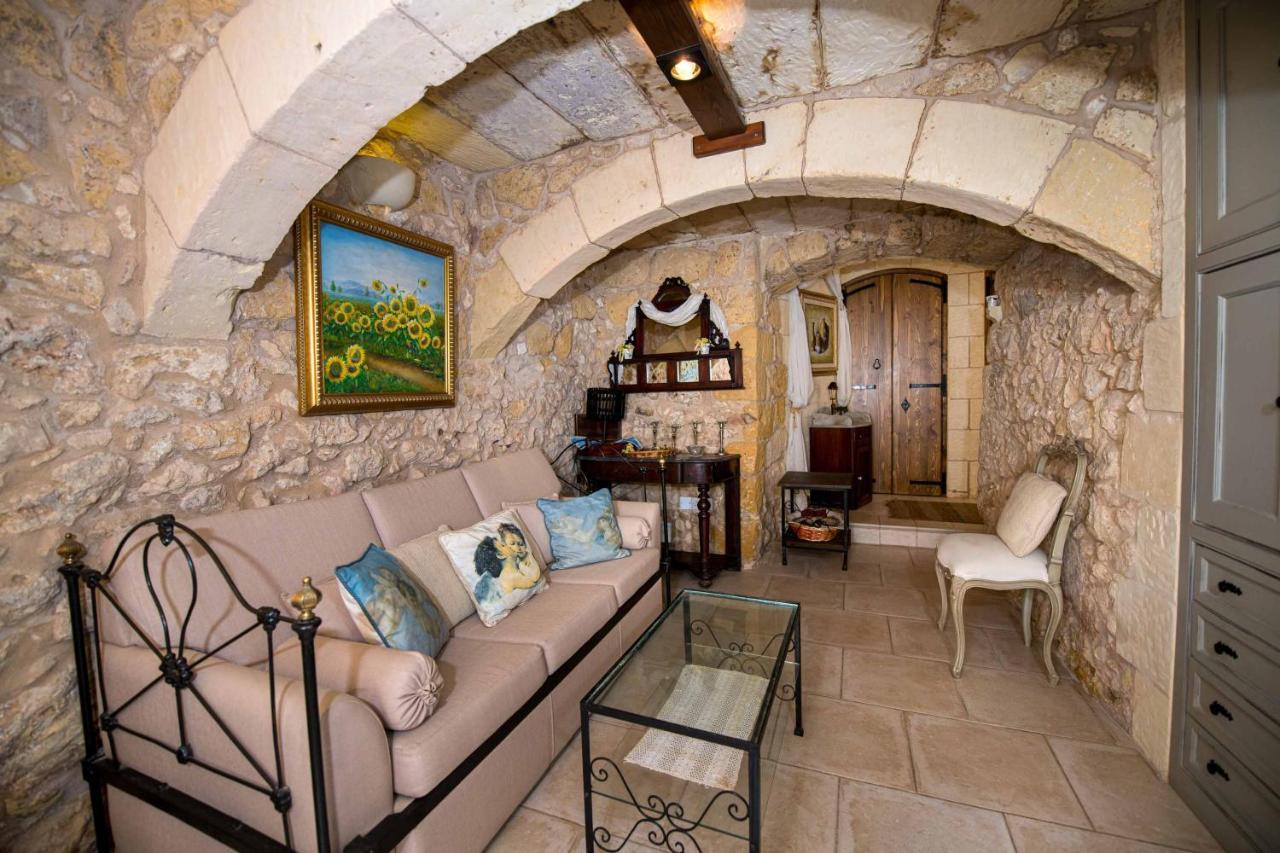 Ta' Kullarina Farmhouse With Private Pool In Island Of Gozo Villa Zebbug  Dış mekan fotoğraf