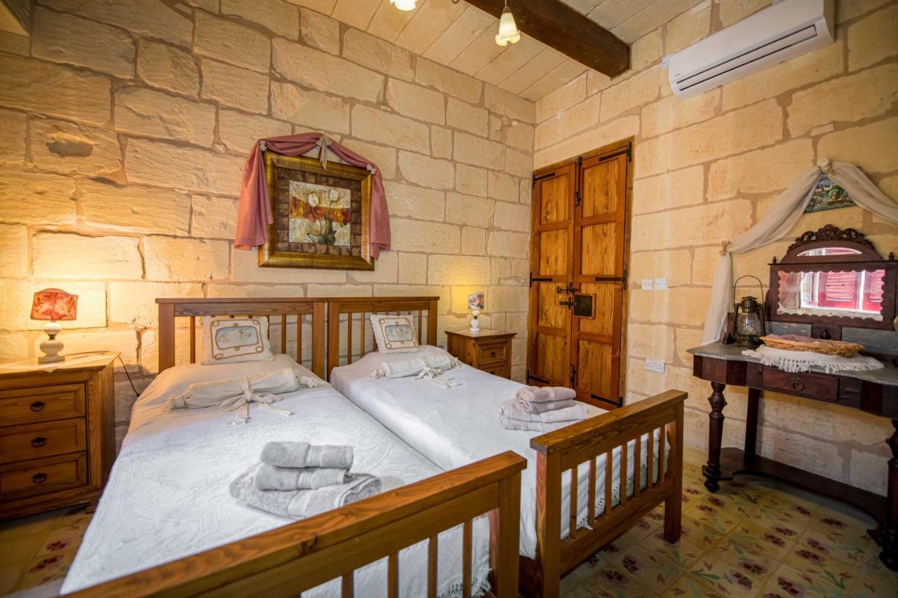 Ta' Kullarina Farmhouse With Private Pool In Island Of Gozo Villa Zebbug  Dış mekan fotoğraf